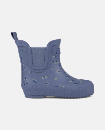 Isa K, Blue, 21,  Stövlar